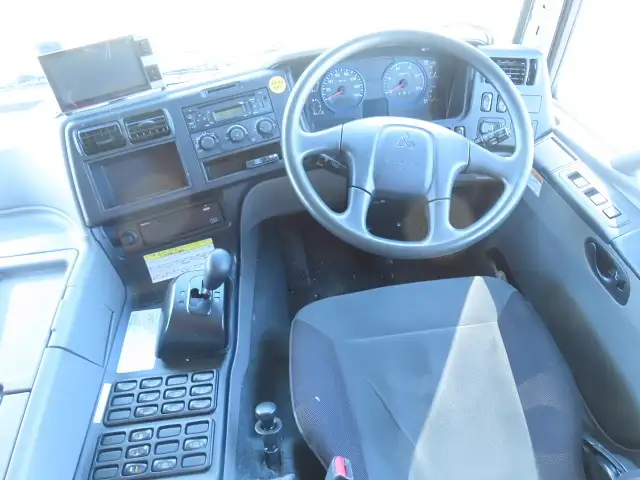 三菱 スーパーグレート 大型 ウイング 床鉄板 エアサスの中古トラック画像13