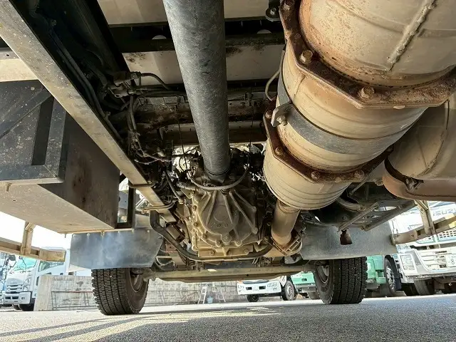 三菱 ファイター 中型/増トン ウイング ベッド QKG-FK62FZの中古トラック画像18