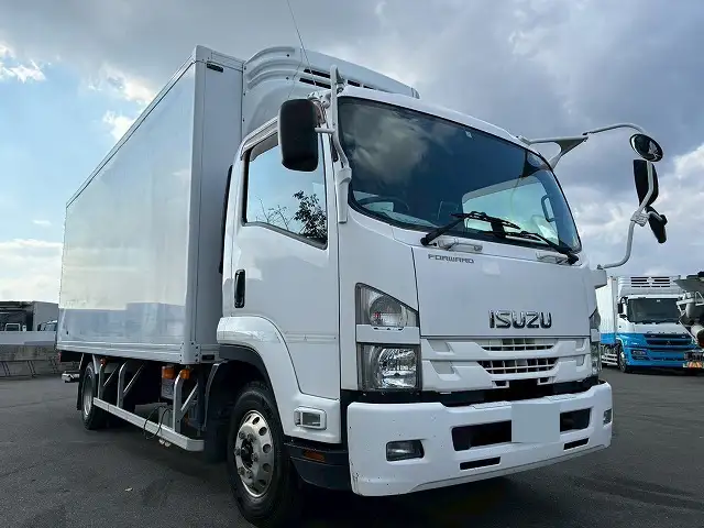 いすゞ フォワード 中型/増トン 冷凍冷蔵 低温 パワーゲートの中古トラック画像2