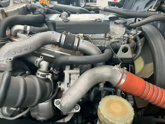 いすゞ フォワード 中型/増トン 平ボディ アルミブロック エアサスの中古トラック画像19