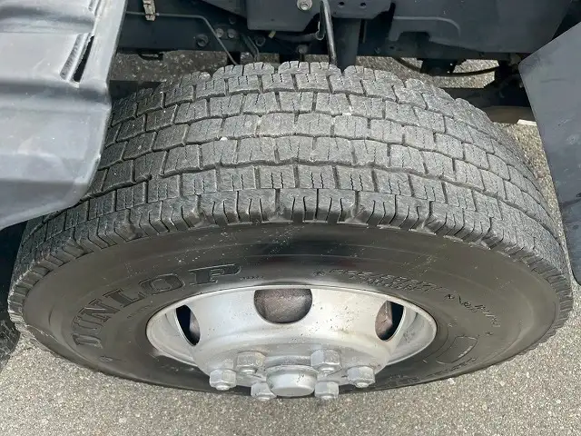 いすゞ フォワード 中型/増トン 平ボディ アルミブロック エアサスの中古トラック画像20