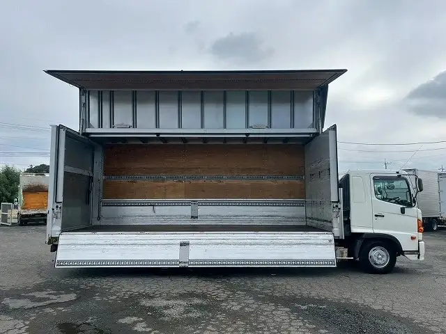 日野 レンジャー 中型/増トン ウイング パワーゲート ベッドの中古トラック画像4