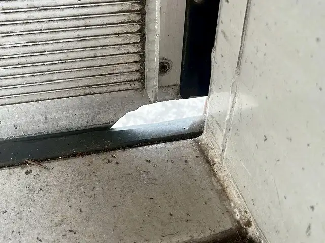 日野 レンジャー 中型/増トン ウイング パワーゲート ベッドの中古トラック画像11