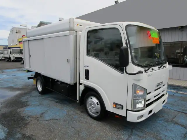 いすゞ エルフ 小型 アルミバン ボトルカー サイドドアの中古トラック画像3