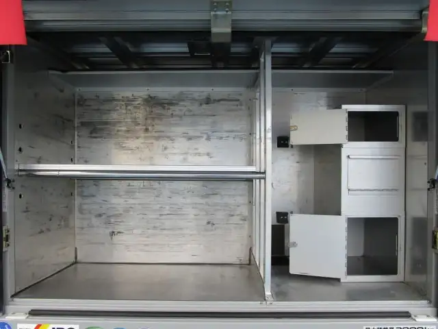 いすゞ エルフ 小型 アルミバン ボトルカー サイドドアの中古トラック画像7