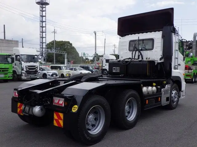 日野 プロフィア 大型 トラクター 2デフ ベッドの中古トラック画像3