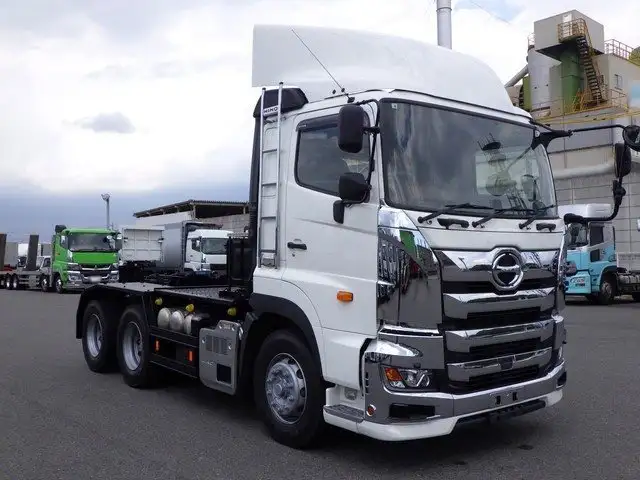 日野 プロフィア 大型 トラクター 2デフ ベッドの中古トラック画像2