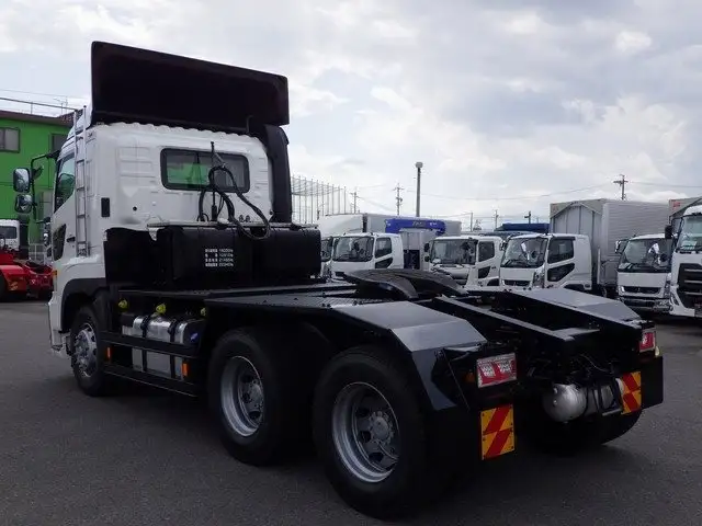 日野 プロフィア 大型 トラクター 2デフ ベッドの中古トラック画像4