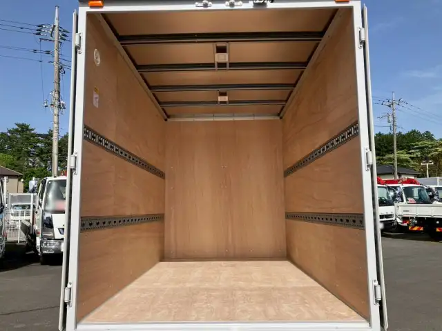 三菱 キャンター 小型 アルミバン 2RG-FBA20 R7の中古トラック画像7