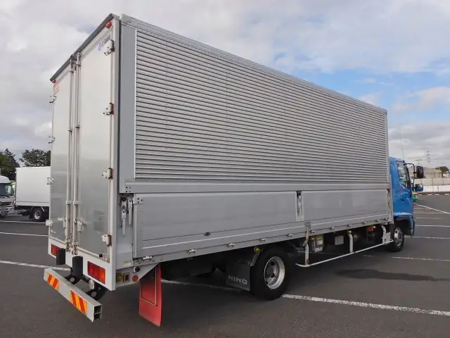 日野 レンジャー 中型/増トン ウイング エアサス ベッドの中古トラック画像3