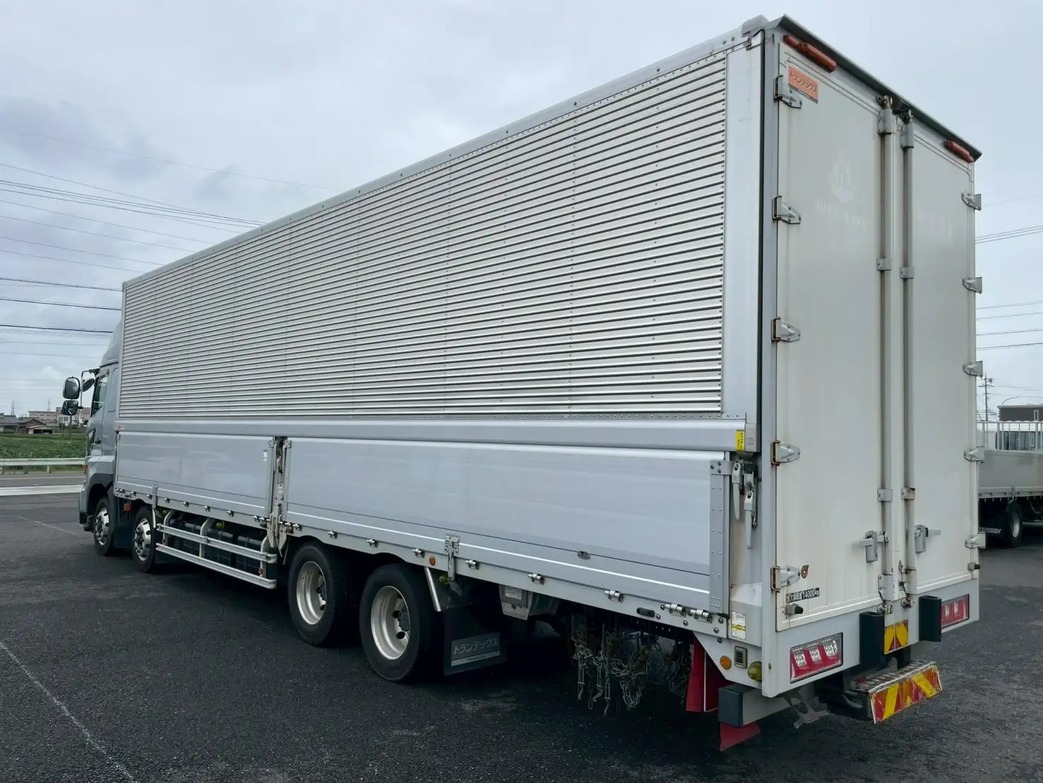 日野 プロフィア 大型 ウイング ハイルーフ エアサスの中古トラック画像6