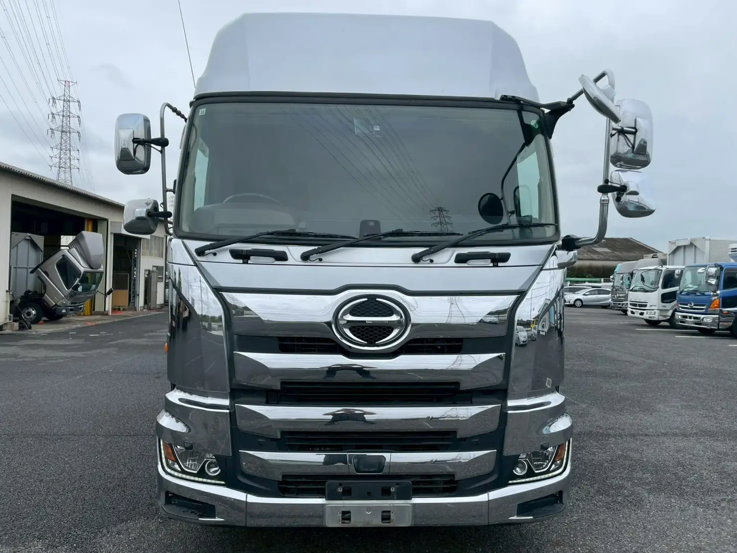 日野 プロフィア 大型 ウイング ハイルーフ エアサスの中古トラック画像2