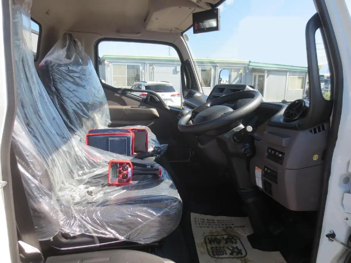 三菱 キャンター 小型 車両重機運搬 4段クレーン ラジコンの中古トラック画像15