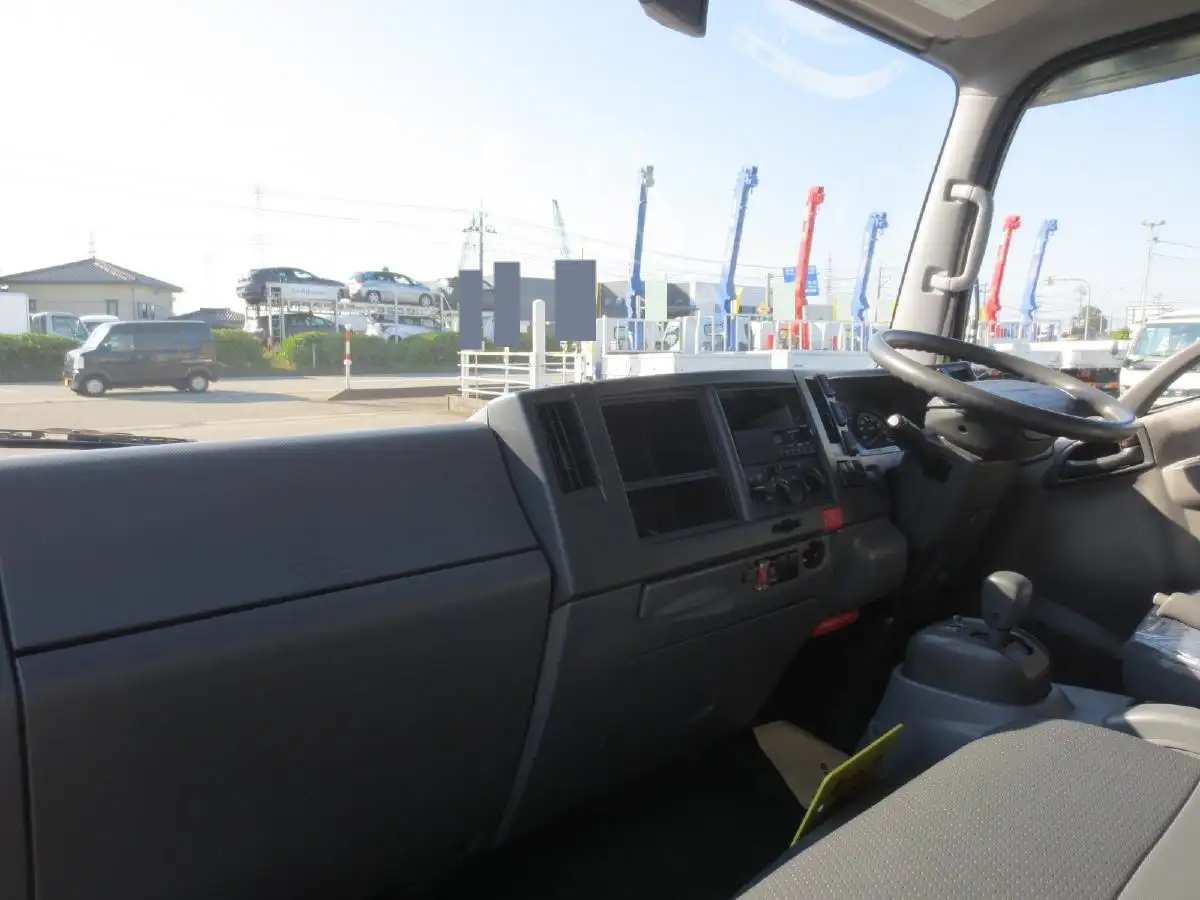 いすゞ エルフ 小型 冷凍冷蔵 保冷 パワーゲートの中古トラック画像18