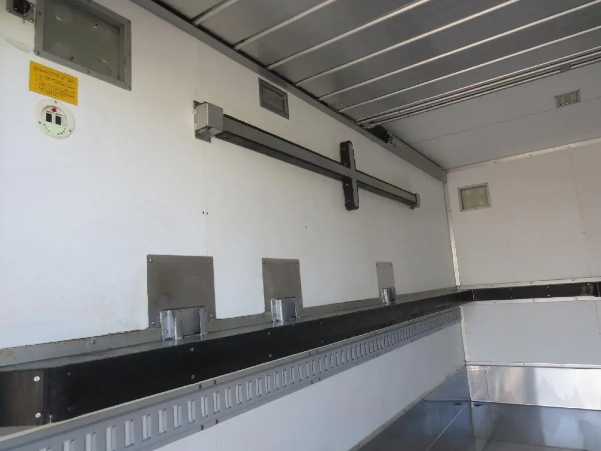 いすゞ エルフ 小型 冷凍冷蔵 保冷 パワーゲートの中古トラック画像12