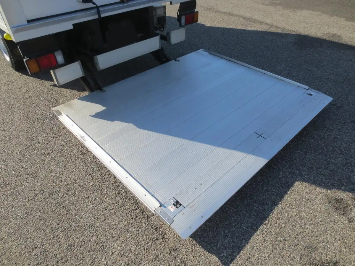 いすゞ エルフ 小型 冷凍冷蔵 保冷 パワーゲートの中古トラック画像13