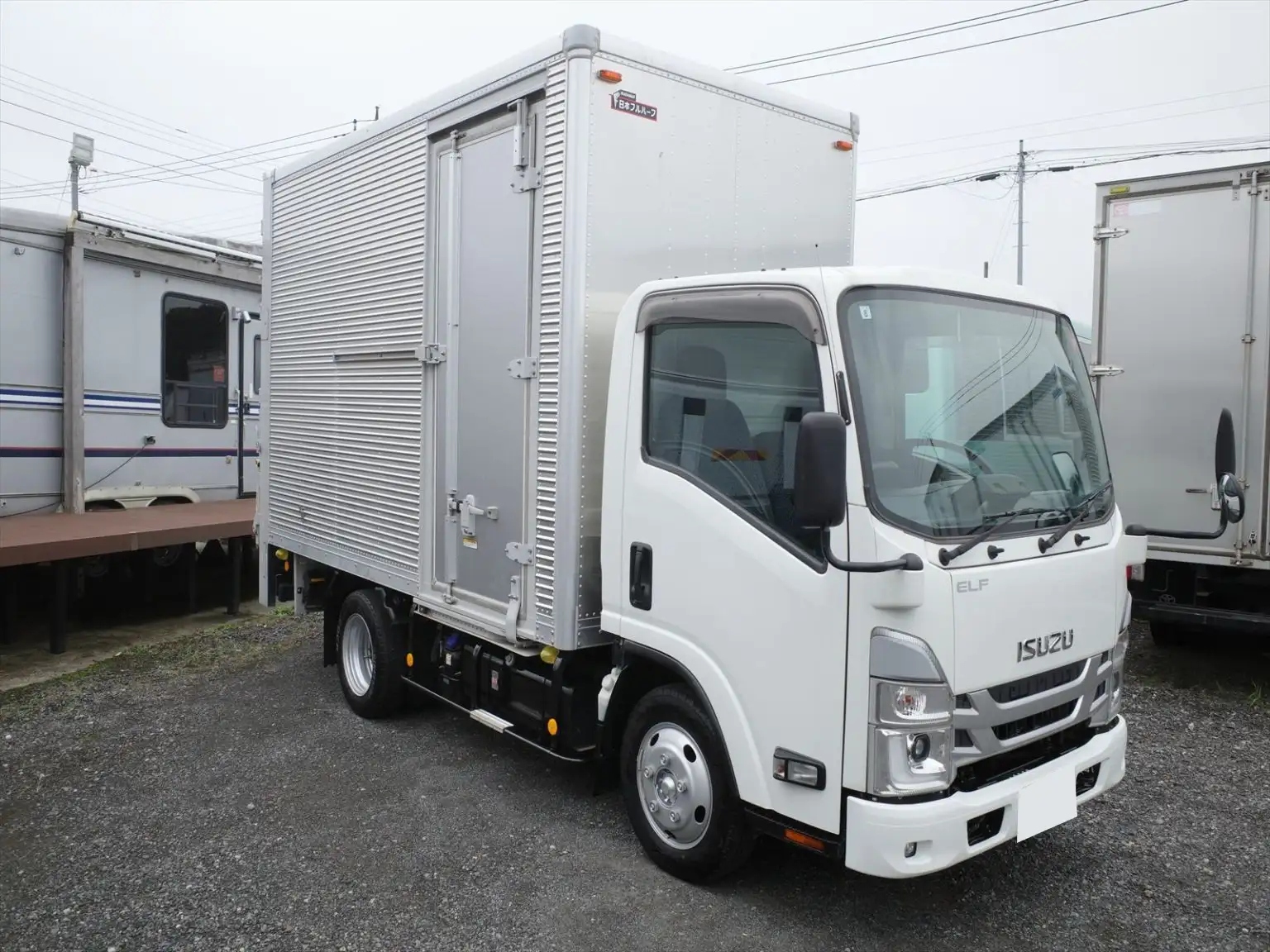 いすゞ エルフ 小型 アルミバン パワーゲート サイドドアの中古トラック画像2