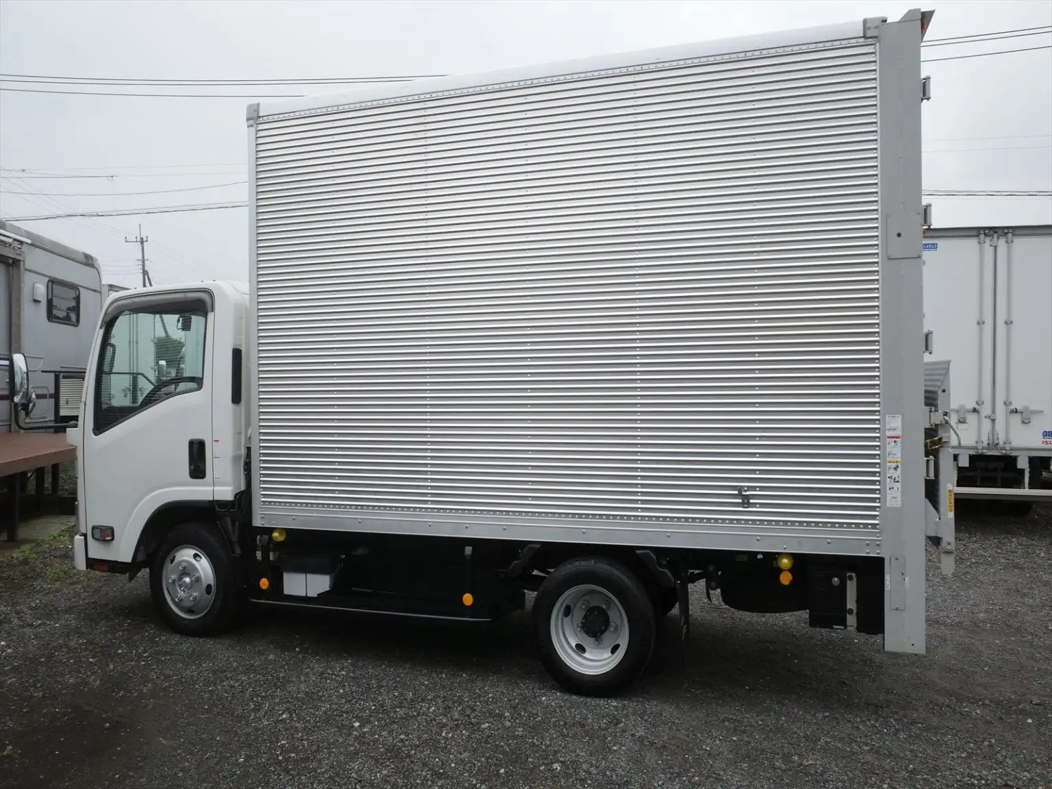 いすゞ エルフ 小型 アルミバン パワーゲート サイドドアの中古トラック画像6