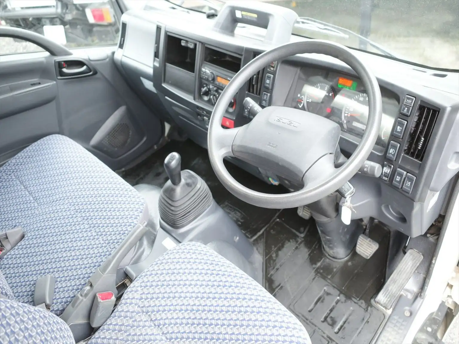 いすゞ エルフ 小型 アルミバン パワーゲート サイドドアの中古トラック画像11