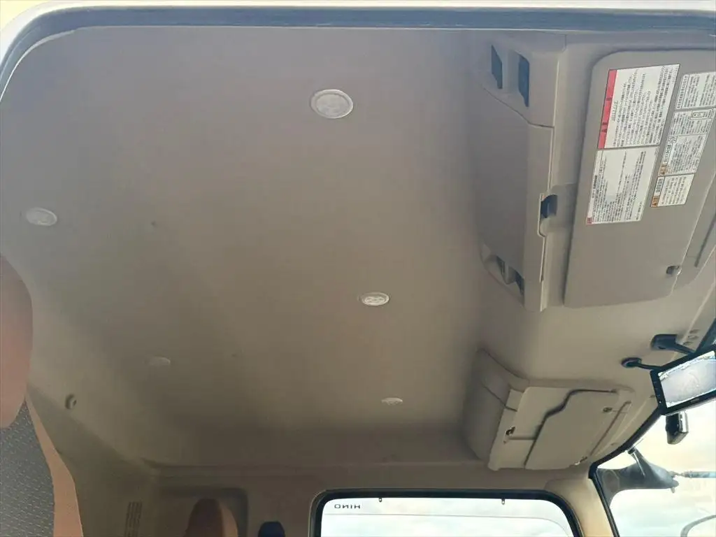 日野 レンジャー 中型/増トン アルミバン パワーゲート サイドドアの中古トラック画像16