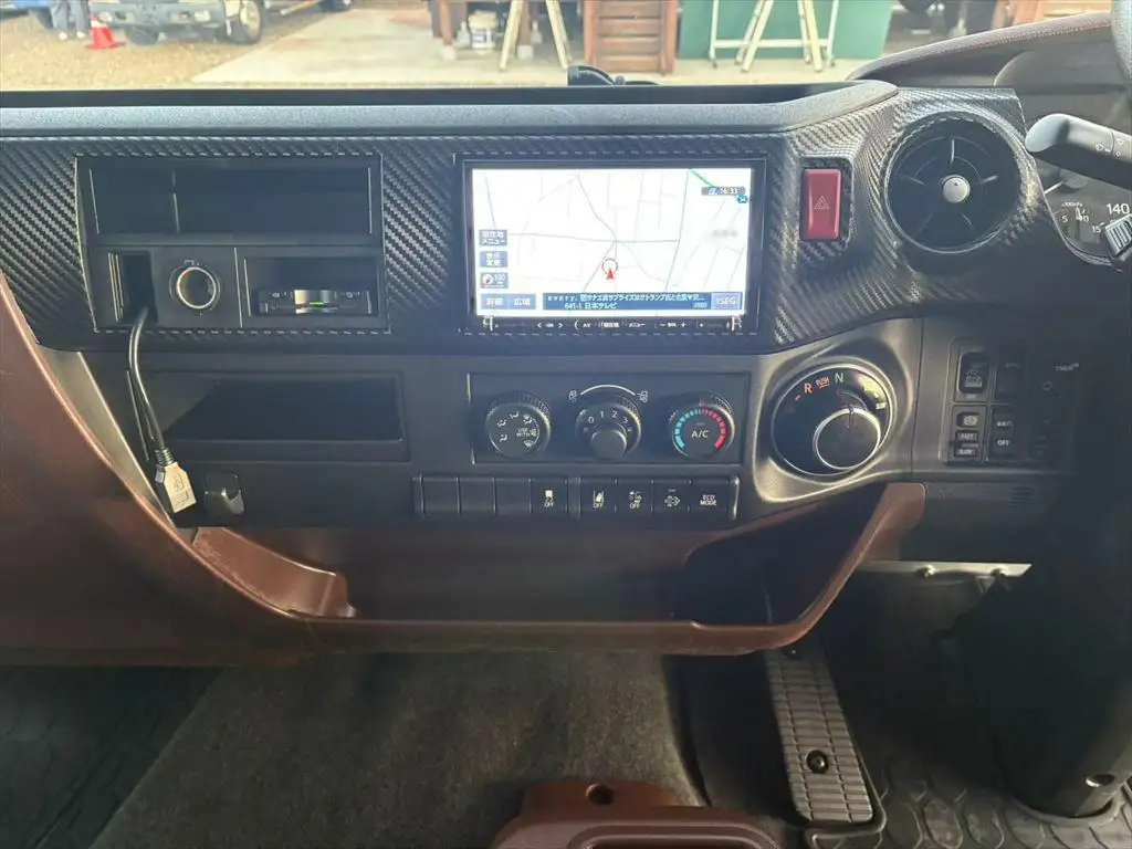 日野 レンジャー 中型/増トン アルミバン パワーゲート サイドドアの中古トラック画像15