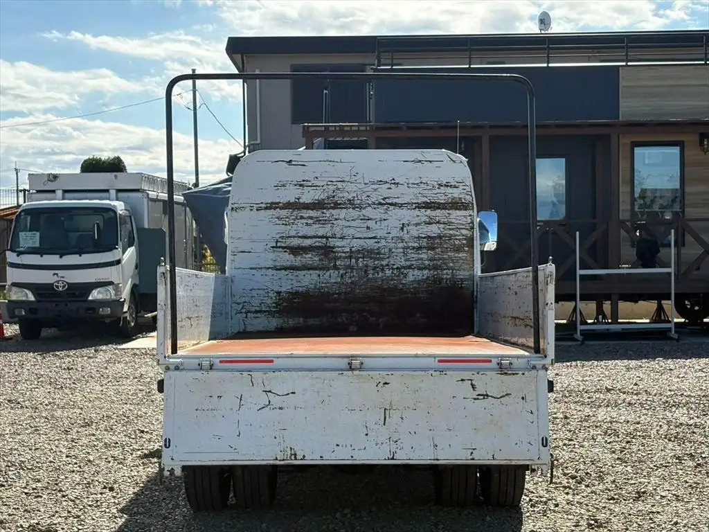 いすゞ エルフ 小型 平ボディ 床鉄板 2RG-NJR88Aの中古トラック画像6