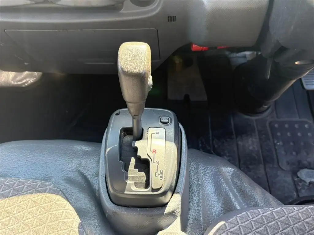 いすゞ エルフ 小型 平ボディ 床鉄板 2RG-NJR88Aの中古トラック画像13