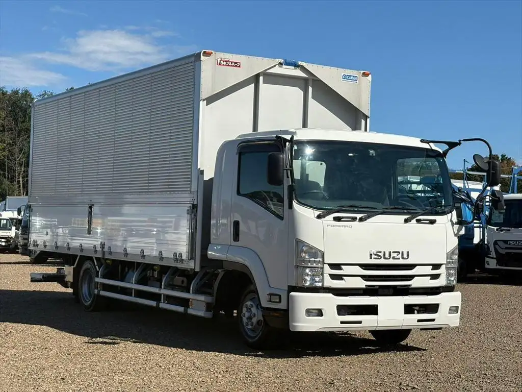 いすゞ フォワード 中型/増トン ウイング パワーゲート エアサスの中古トラック画像2