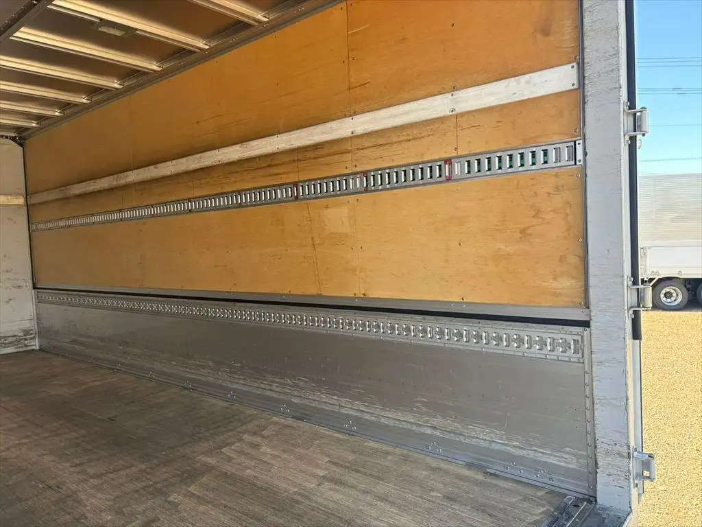 いすゞ フォワード 中型/増トン ウイング パワーゲート エアサスの中古トラック画像9