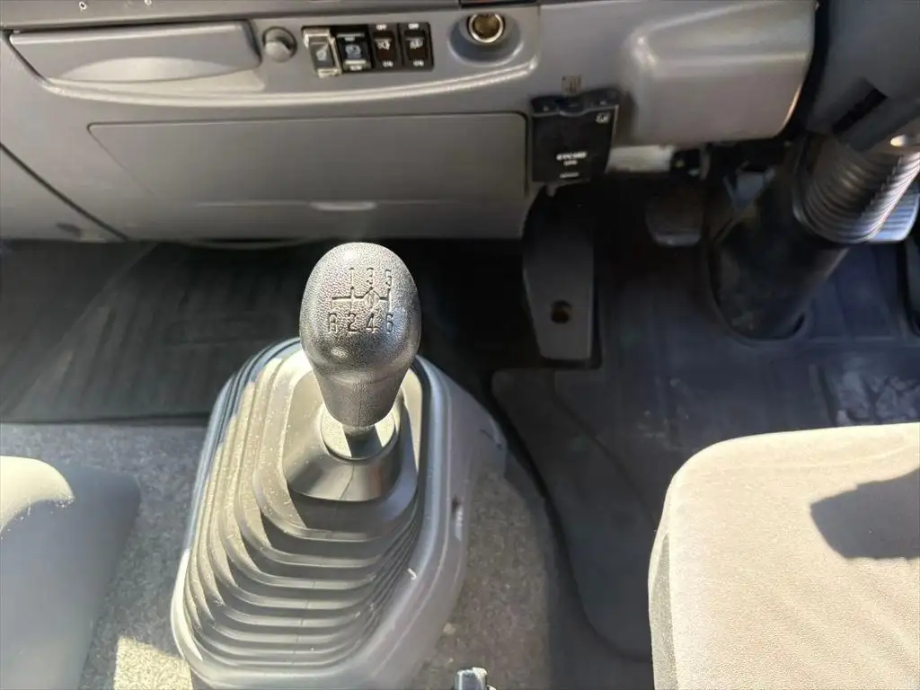 いすゞ フォワード 中型/増トン ウイング パワーゲート エアサスの中古トラック画像13