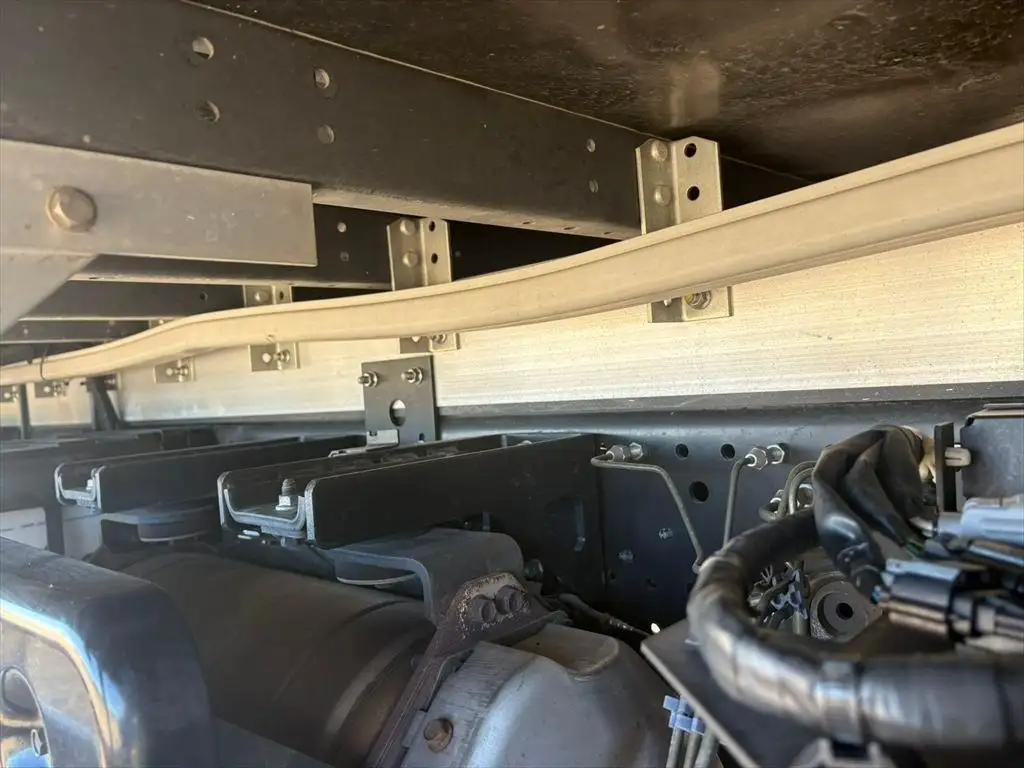 いすゞ フォワード 中型/増トン ウイング パワーゲート エアサスの中古トラック画像像17