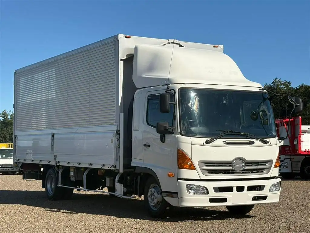 日野 レンジャー 中型/増トン ウイング ベッド TKG-FD9JLAAの中古トラック画像2