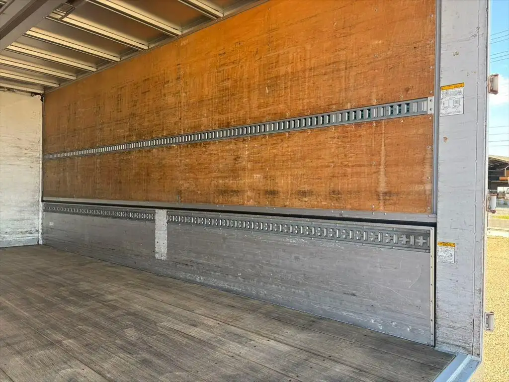 日野 レンジャー 中型/増トン ウイング ベッド TKG-FD9JLAAの中古トラック画像10