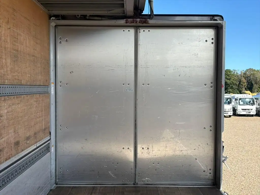 日野 レンジャー 中型/増トン ウイング ベッド TKG-FD9JLAAの中古トラック画像11