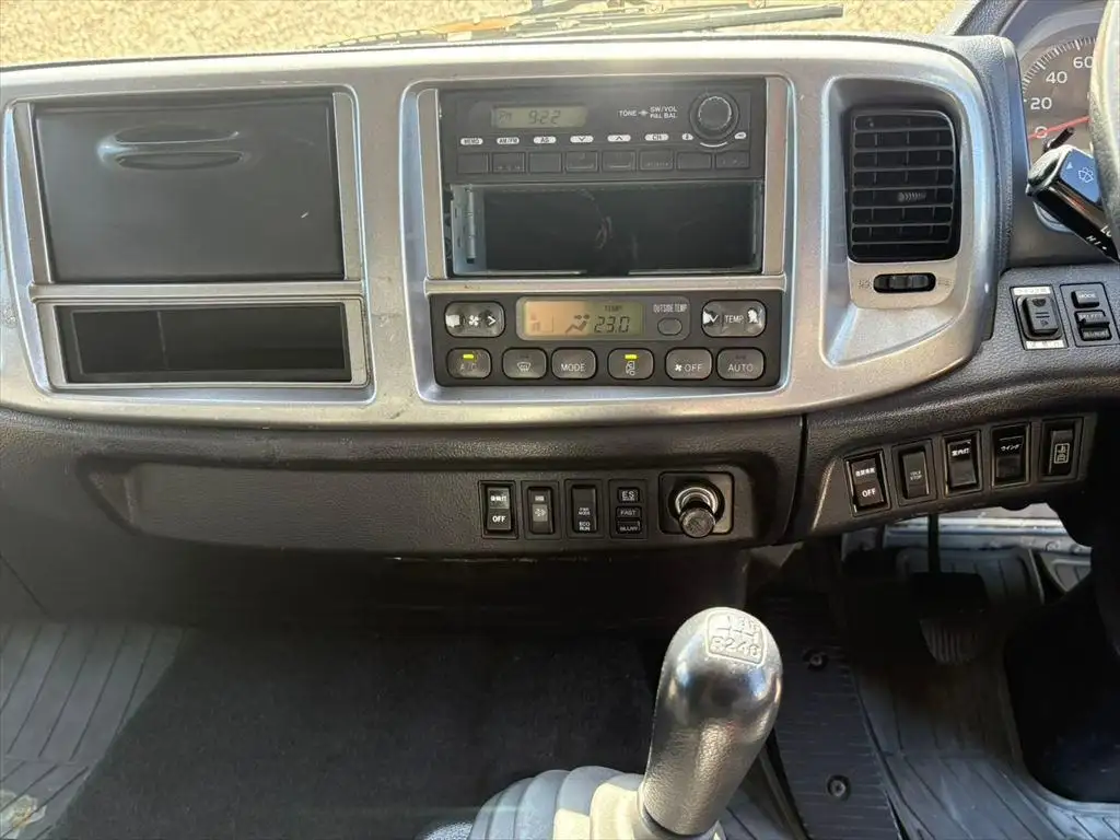 日野 レンジャー 中型/増トン ウイング ベッド TKG-FD9JLAAの中古トラック画像14