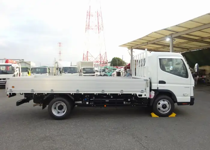 三菱 キャンター 小型 平ボディ アルミブロック 2PG-FEBS0の中古トラック画像3