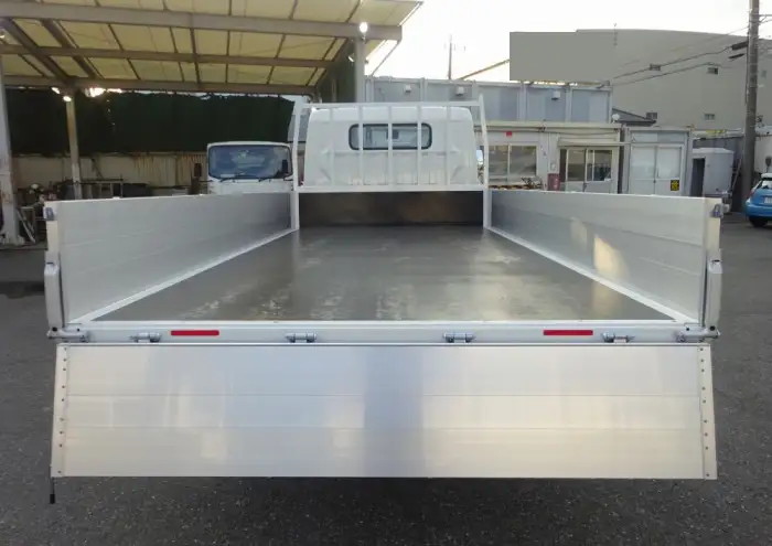 三菱 キャンター 小型 平ボディ アルミブロック 2PG-FEBS0の中古トラック画像9