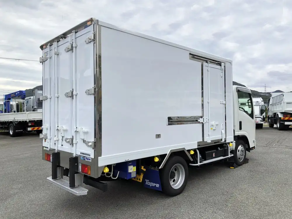 いすゞ エルフ 小型 冷凍冷蔵 中温 スタンバイの中古トラック画像3