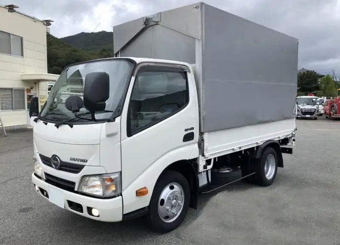 日野 デュトロ 小型 ウイング 幌ウイング TKG-XZU605M の中古トラック【車両No.199882】