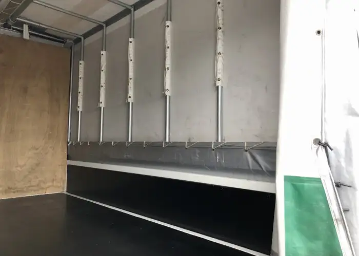 日野 デュトロ 小型 ウイング 幌ウイング TKG-XZU605Mの中古トラック画像9