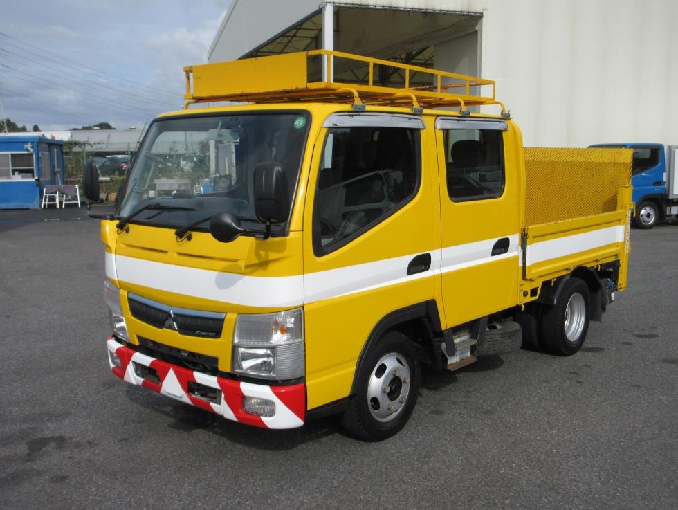 三菱 キャンター 小型 平ボディ Wキャブ パワーゲート の中古トラック【車両No.199886】