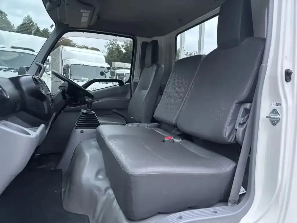 日野 デュトロ 小型 平ボディ 2RG-XZU710M R2の中古トラック画像12