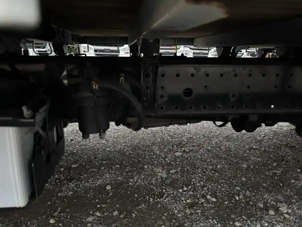 日野 デュトロ 小型 平ボディ 2RG-XZU710M R2の中古トラック画像18