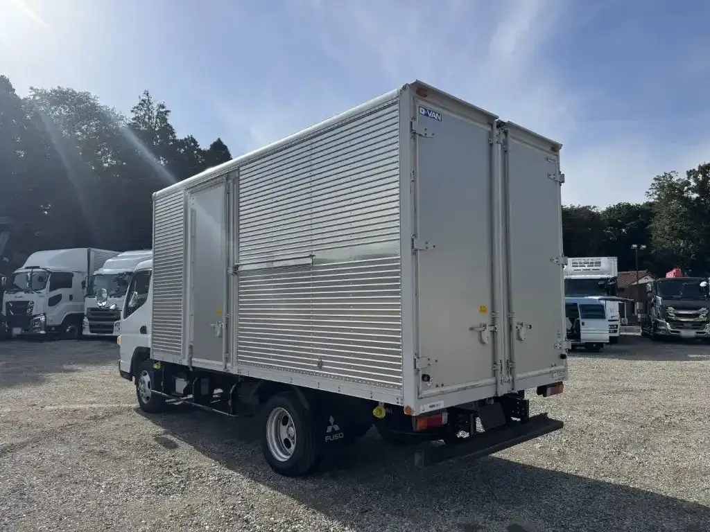 三菱 キャンター 小型 アルミバン サイドドア TPG-FEB50の中古トラック画像4