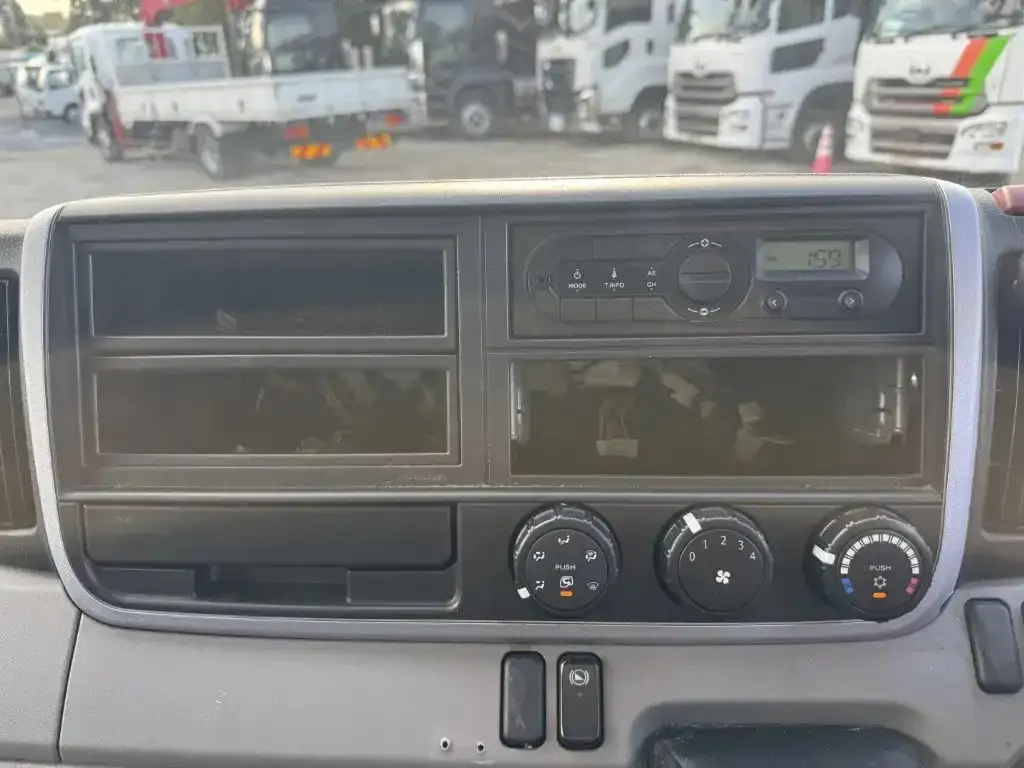 三菱 キャンター 小型 アルミバン サイドドア TPG-FEB50の中古トラック画像14