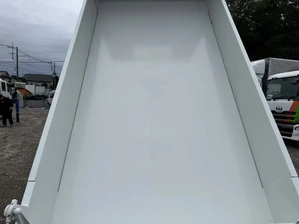 三菱 キャンター 小型 ダンプ 強化 2PG-FBA60の中古トラック画像9