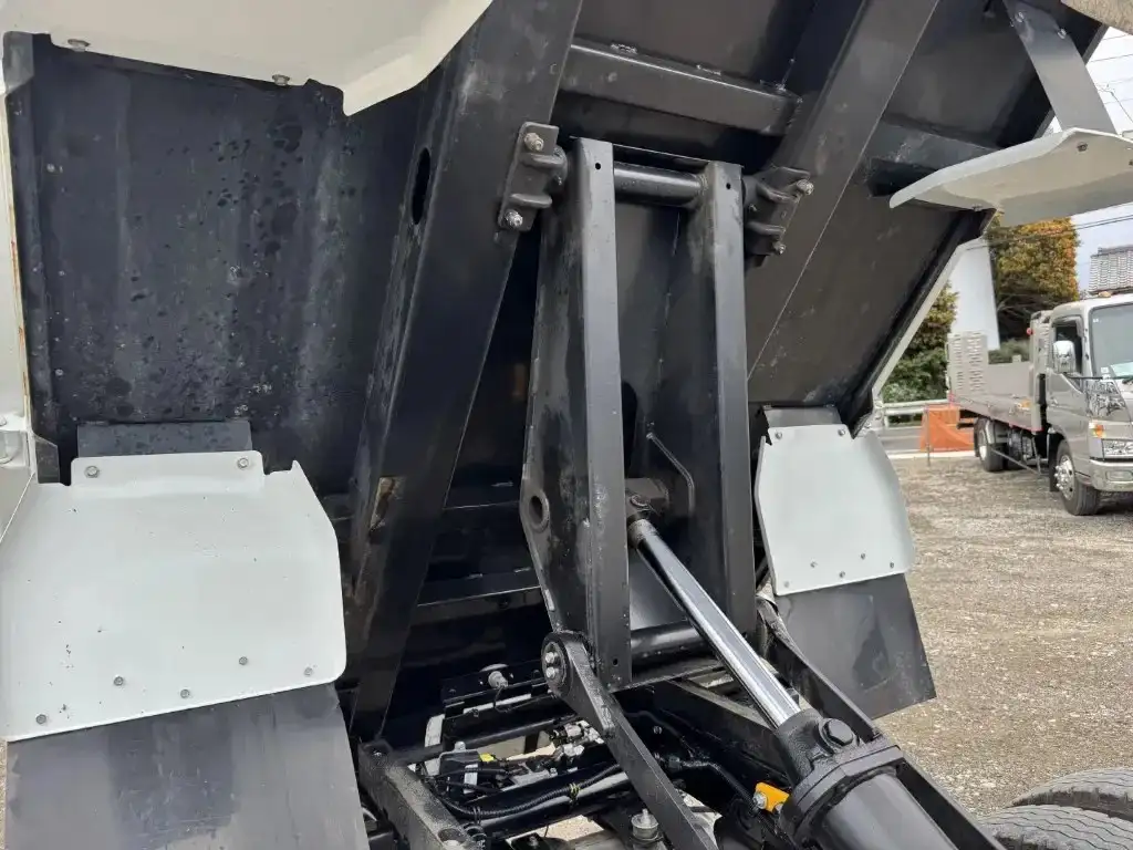 三菱 キャンター 小型 ダンプ 強化 2PG-FBA60の中古トラック画像15