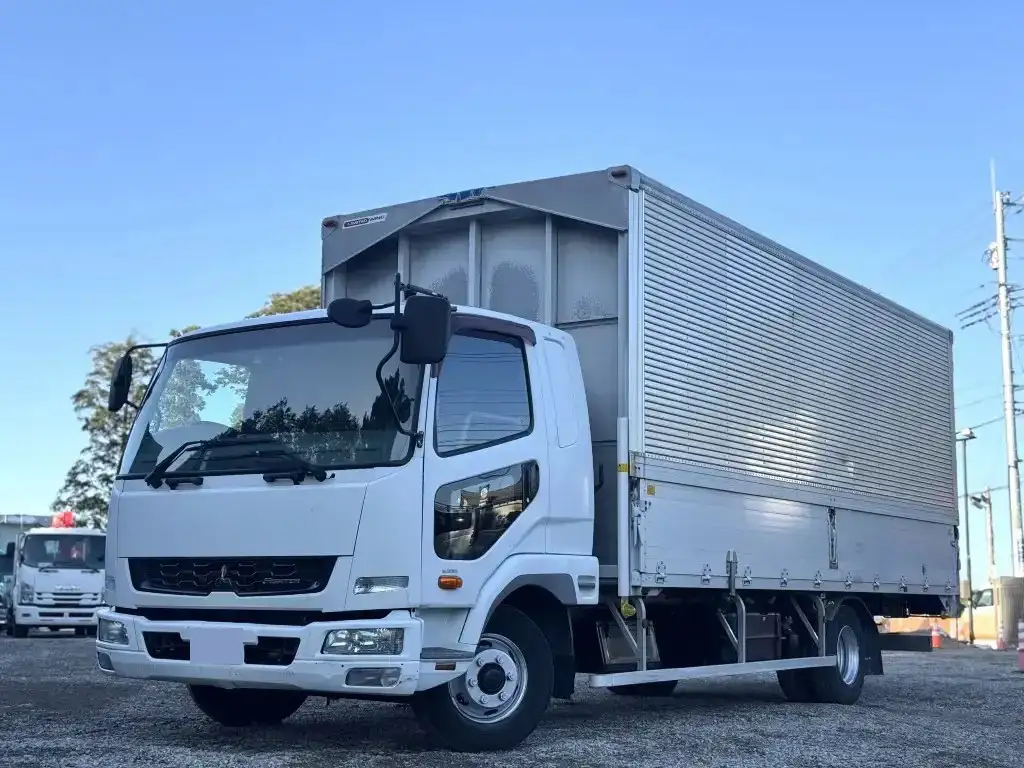 三菱 ファイター 中型/増トン ウイング ベッド TKG-FK61F の中古トラック【車両No.199413】