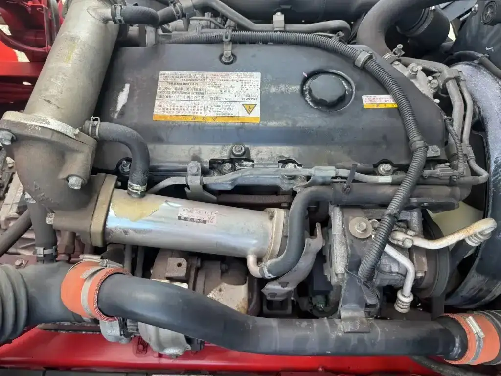 いすゞ フォワード 中型/増トン ウイング エアサス ベッドの中古トラック画像19