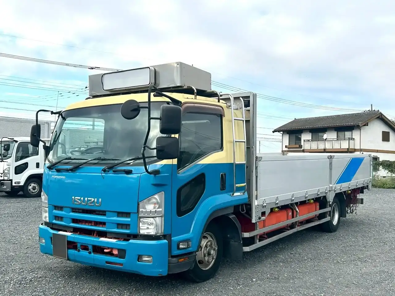 いすゞ フォワード 中型/増トン 平ボディ アルミブロック エアサス の中古トラック【車両No.199811】